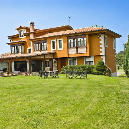Hospedaje Granada San Vicente de la Barquera Kültér fotó