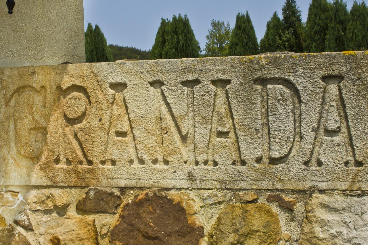 Hospedaje Granada San Vicente de la Barquera Kültér fotó
