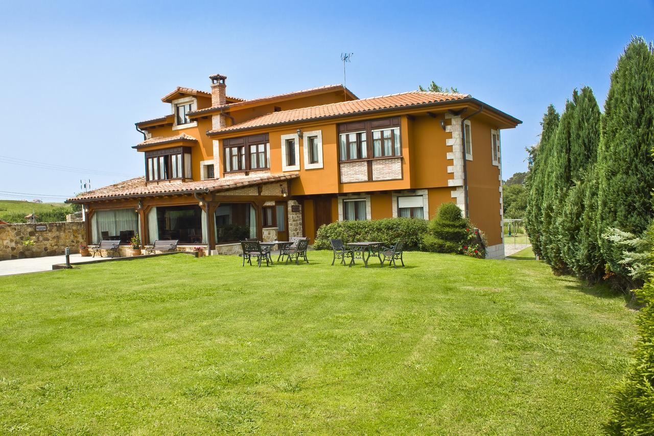 Hospedaje Granada San Vicente de la Barquera Kültér fotó